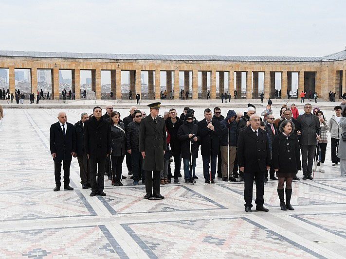 Genel Kurul Anıtkabirde yürüş yapıyor